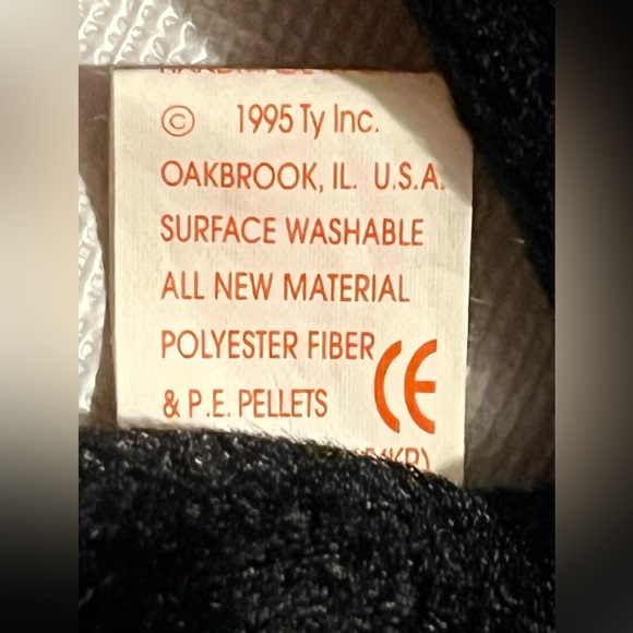 TY Beanie Baby - Stinky the Skunk 1995 - Picture 14 of 14
